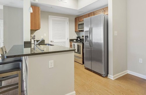 Midlothian Apartment | Landing at Winterfield at Midlothian Apartments - 1 Bedroom in Downtown Midlothian