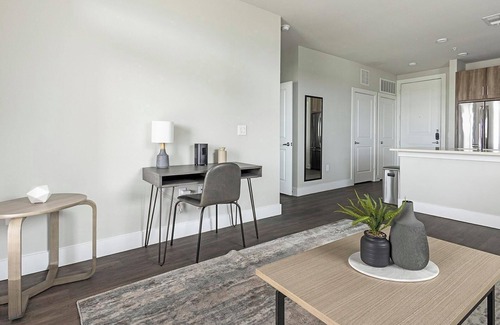 Katy Apartment | Landing | Beautiful 1BD, Clubhouse, Pool