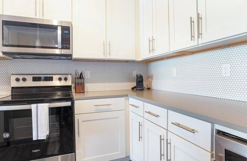 Florida Central Atlantic Coast Apartment | Landing | Beautiful 2BD, Pool, Gym