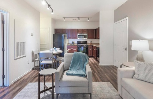 Sunrise Manor Apartment | Landing | Chic 1BD, Gym