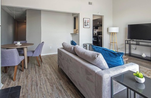 Cordova Apartment | Landing | Chic 2BD, Clubhouse, Pool