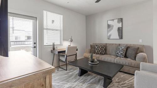 Casa Grande Apartment | Landing Furnished Apartments - Casa Grande