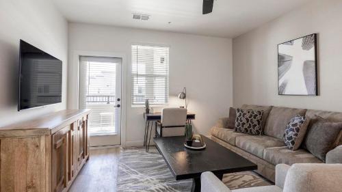 Casa Grande Apartment | Landing Furnished Apartments - Casa Grande