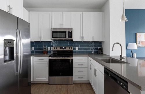 MLK Apartment | Landing | Incredible 1BD, Yoga Studio, Courtyard