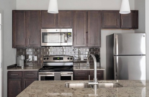 Buda Apartment | Landing | Incredible 1BD, Yoga Studio, Gym