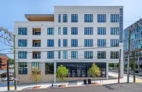 Durham Apartment | Landing | Incredible Studio, Rooftop Lounge, Gym