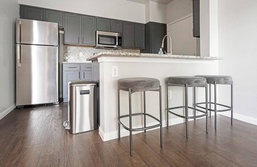 San Antonio Apartment | Landing | Incredible 1BD, Clubhouse, Gym