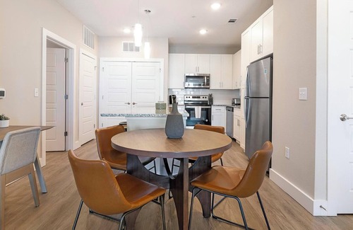Southeast Orlando Apartment | Landing | Modern 1BD, Clubhouse, Gym