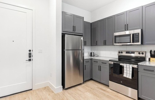 Denton Apartment | Landing | Spectacular 1BD, Gym