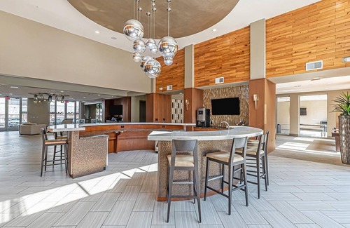 Houston Apartment | Landing | Spectacular 1BD, Pool, Game Room