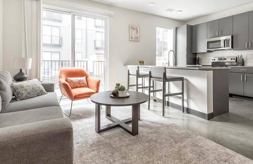 Downtown St. Louis Apartment | Landing | Stunning 1BD, Clubhouse, Gym
