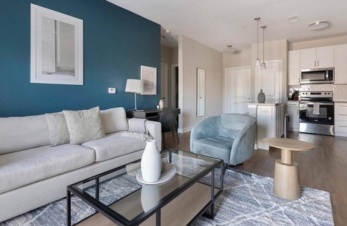 Southside Apartment | Landing | Stunning 2BD, Clubhouse, Gym