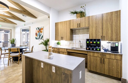 Pflugerville Apartment | Landing | Stylish 1BD, Clubhouse, Pool