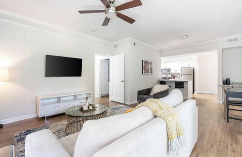 Metro West Apartment | Landing | Stylish 1BD, Gym, Pool