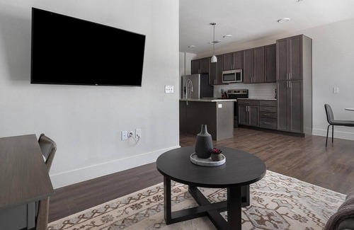 Stone Oak Apartment | Landing | Stylish 1BD, Gym, Clubhouse
