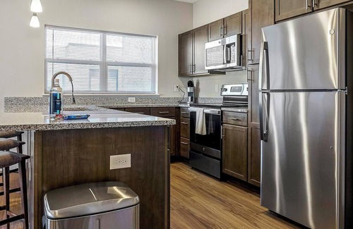 Cartersburg Apartment | Landing | Stylish 2BD, Courtyard, Pool