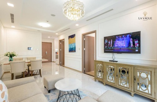 Hang Xanh Apartment | LANDMARK 81 - LA VAGUE CONDOTEL