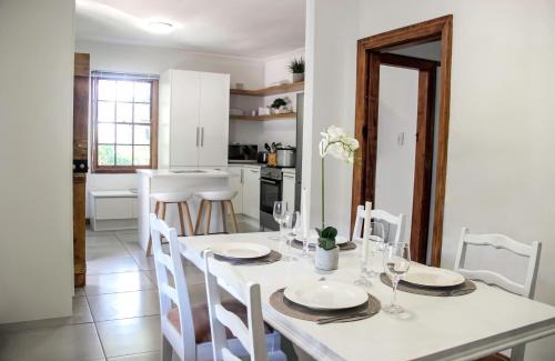 Voelklip House | Langbaai Beach Cottage
