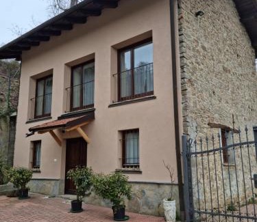 Niella Belbo House | LANGHE PARADISOT