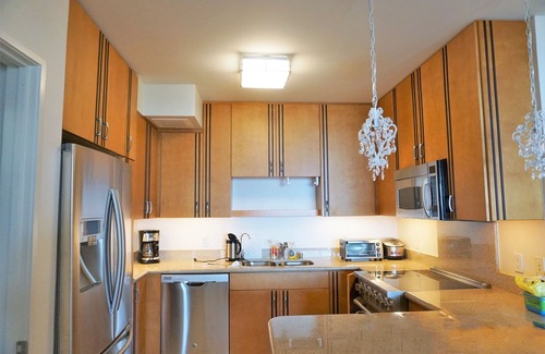 Waikiki Condo | Lanikea at Waikiki - Luxury 2BR Suite Ocean & Park View