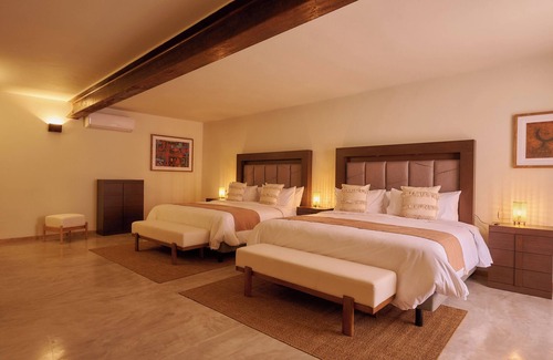 Centro Hotel | Lar Syrah