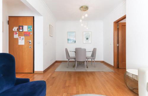 Sao Domingos de Benfica Apartment | Laranjeiras Design by Homing