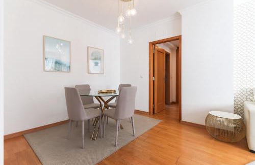 Sao Domingos de Benfica Apartment | Laranjeiras Design by Homing