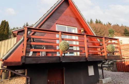 Heights of Achterneed House | Larchfield Chalet 2