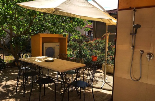 Castiglione della Pescaia Apartment | Large ground floor apartment with outdoor space