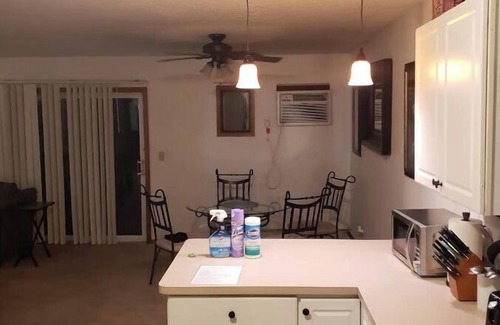 Bismarck Apartment | Large 1 BR Apartment in downtown Bismarck. Beautifully furnished. W/D in unit.