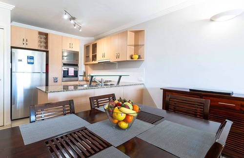 Portsmith Apartment | Large 2 Bedroom Apartment in the Heart of Cairns