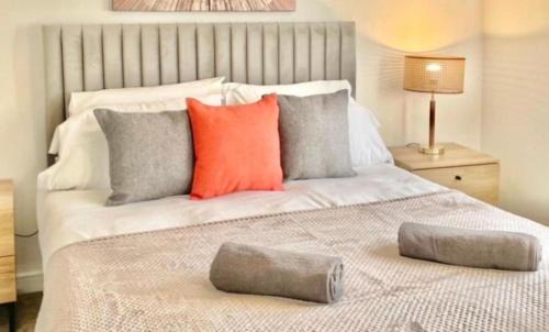 Ashford Apartment | Large 2 Bedroom Apartment in Ashford with PARKING