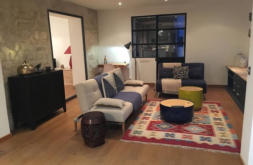 Verneuil-sur-Seine House | Large 2 rooms in quiet area with view of park