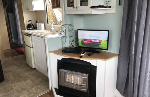 Camber House | Large 3 bedroom caravan in camber sands family friendly holiday Park.