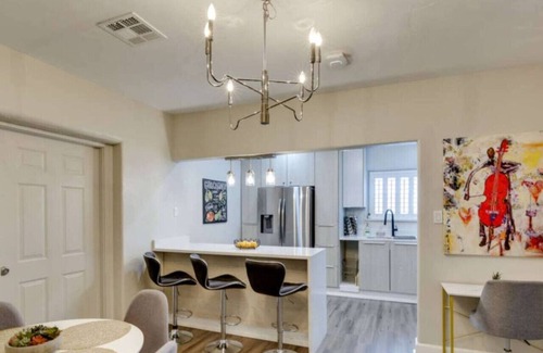 El Paso House | Large 3 bedroom with patio and BBQ