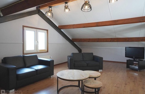 Brouwershaven House | Large 36 person group accommodation in Brouwershaven near Lake Grevelingen