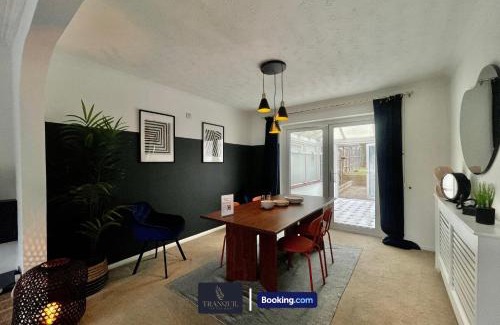 Headington House | Large 4 BDR Home By Tranquil Ventures Short Lets & Serviced Accommodation Headington With Free Parking