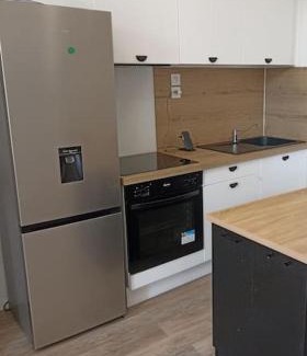 Roubaix Apartment | Large 40m2 Prox Lille-métro-tram