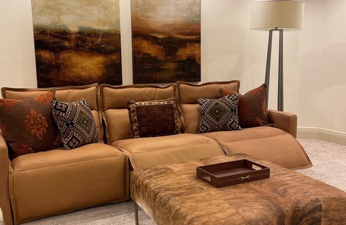 Aspen House | Large 5-bedroom house with AC in Aspen Core, 3 blocks to gondola