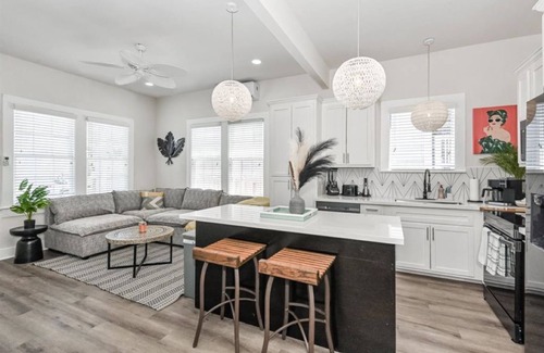 Galveston House | Large 6BR NEW home!nPool & Hot TubnGrill- Pets OK- W/DnClose to Pleasure Pier!