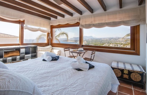 El Portet Villa | Large and comfortable villa in Moraira, on the Costa Blanca, Spain with private pool for 4 persons