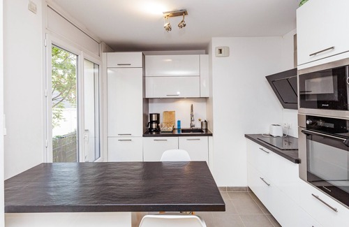 Charenton-le-Pont Apartment | Large apartment near Bois de Vincennes