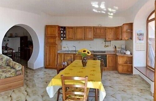 Fiaiano Apartment | Large apartment sleeping 9 can accommodate 2 families