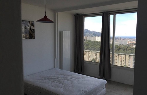 La Panouse Apartment | Large apartment near departure of Calanques
