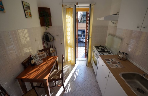 Prenestino-Centocelle Apartment | Large apartment near metro c