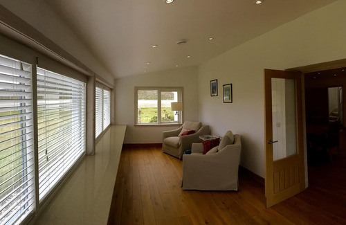 Harris House | Large beachside property in stunning West Harris: great for family/friend groups