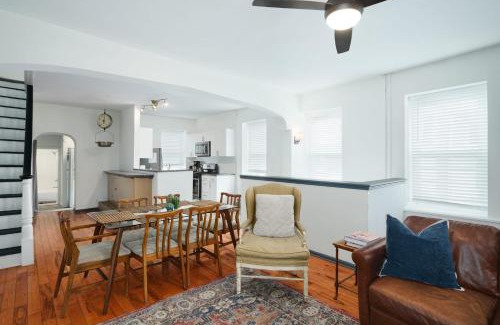 Roxborough-Manayunk Apartment | Large Bi-level Apartment in Heart of Manayunk