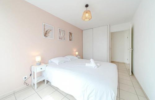 Zola - Pressense Apartment | Large bright apartment with balcony Villeurbanne