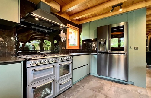 Bourg-Saint-Maurice Ski Chalet | Large chalet in the heart of Bourg-Saint-Maurice