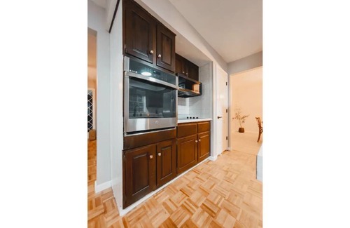 Columbia House | Large, Cozy House, Pool Table & Wildlife